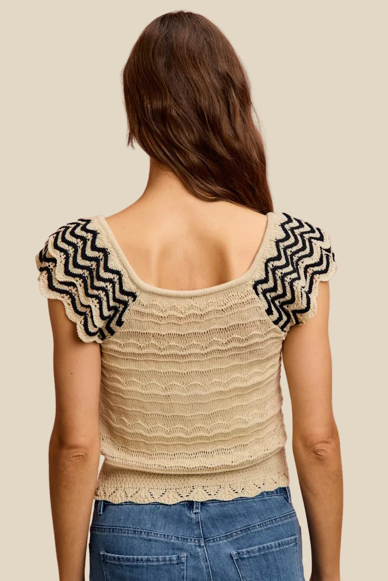 384eca4d4b214d148550971a9e22fa8f-Max